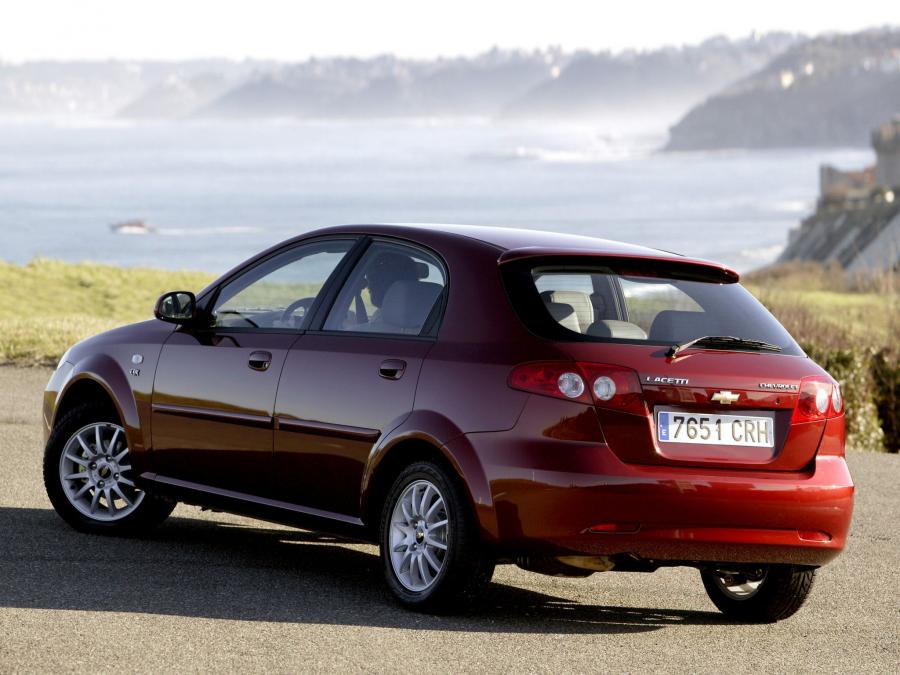  Chevrolet Lacetti Hatchback 2004 года  (фото 23 из 26)
